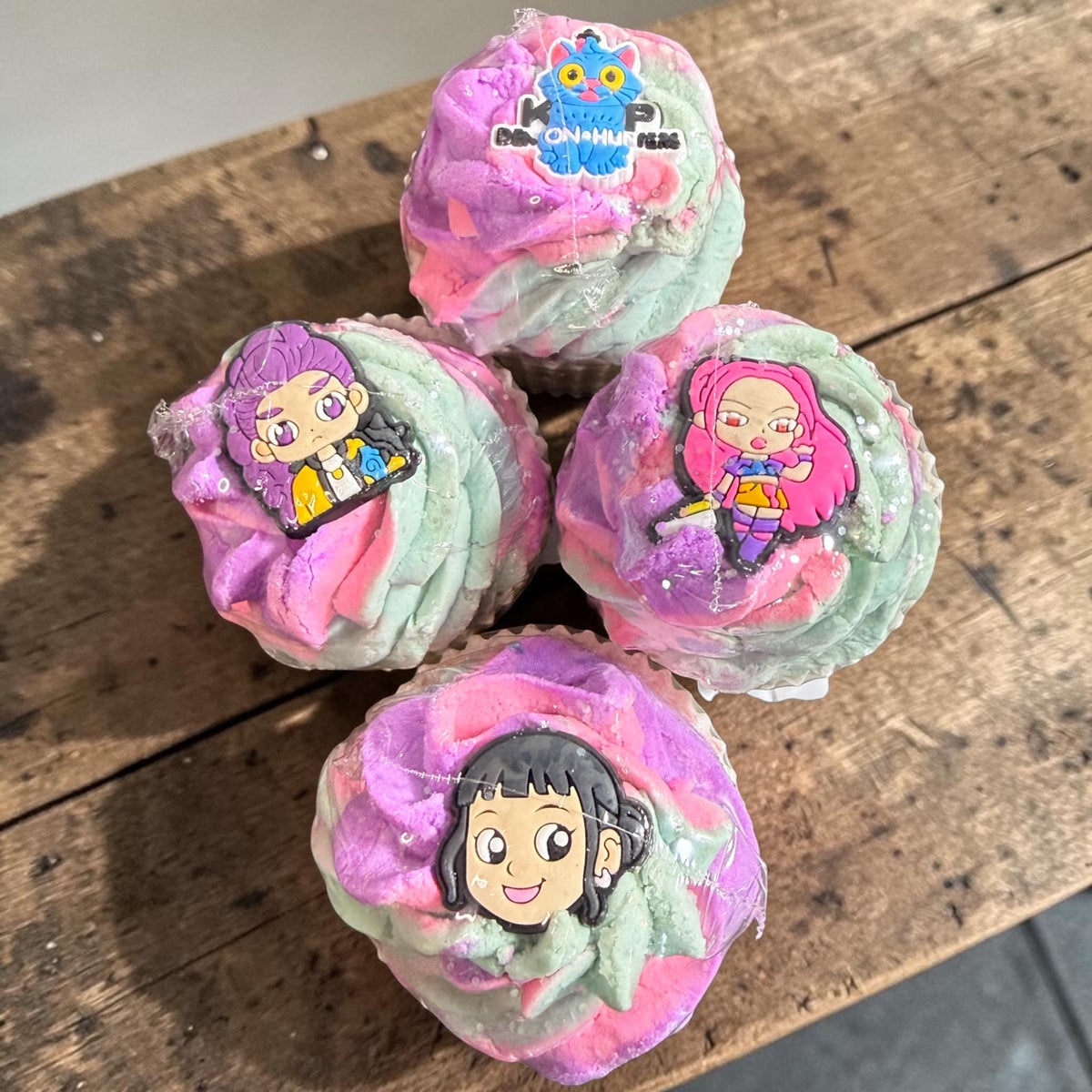 K Pop Bath Bomb: Made With Buttermilk Powder, Cocoa Butter, Bubble Frosting and Silicone Topper