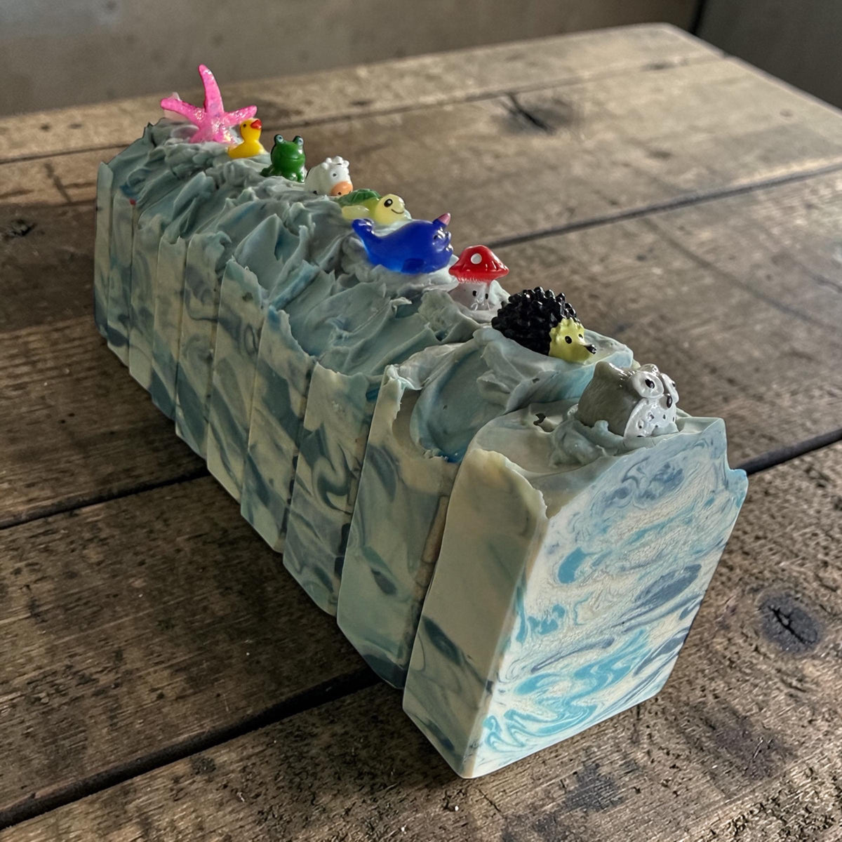 Pocket Hug Soap – Tallow, Goat Milk, Warm Laundry Scent