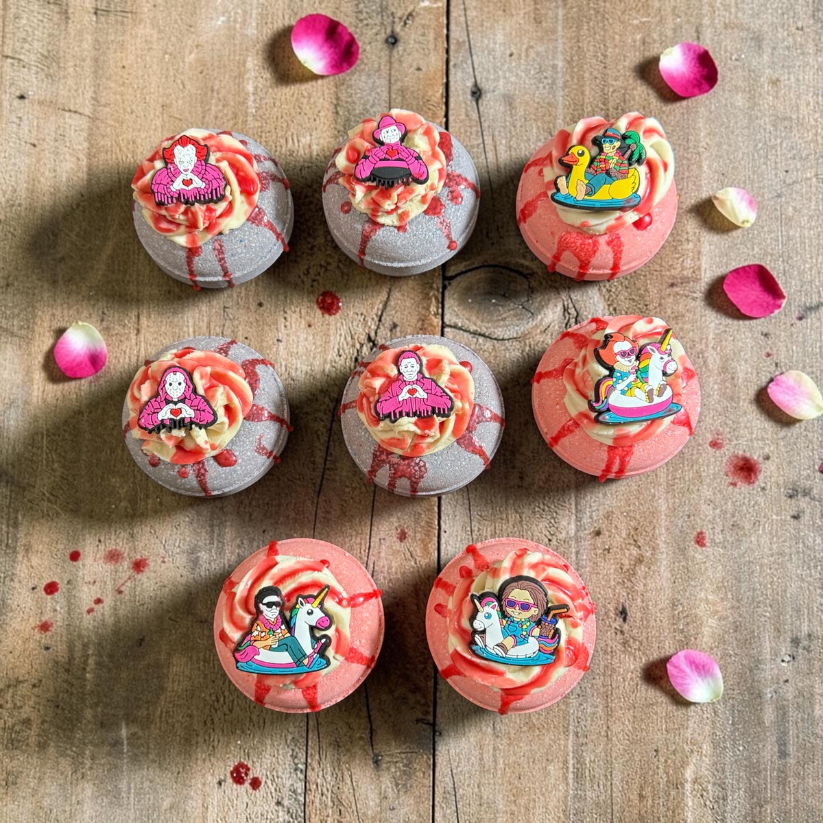 Horror Bath Bomb-  Slasher Themed - Topped with Bubble Frosting and Serial Killer Charm