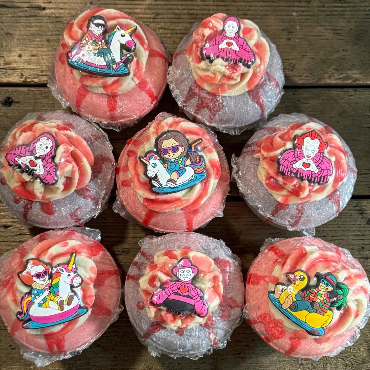 Horror Bath Bomb-  Slasher Themed - Topped with Bubble Frosting and Serial Killer Charm