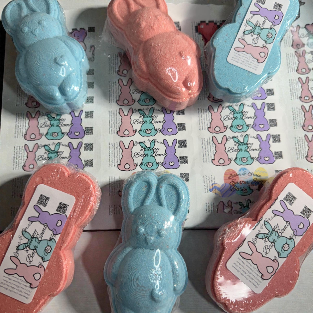 Shimmery Easter Bunny Bath Bombs. Jelly Bean Scented- With Buttermilk and Colloidal Oats