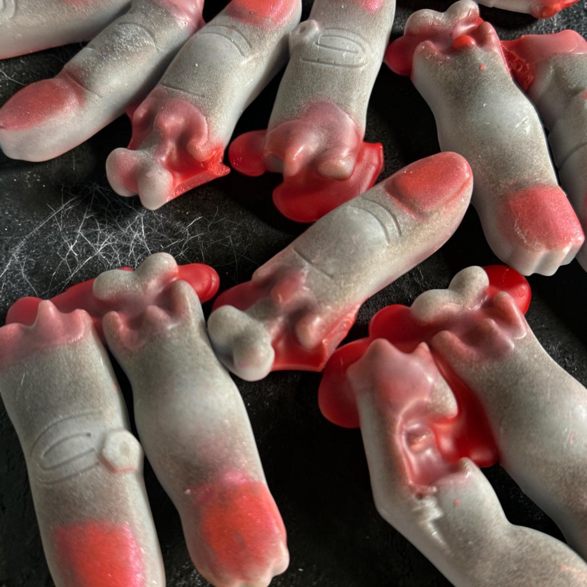 Bloody Zombie Fingers: Horror Shape Tarts- Long Lasting Summerween Scents