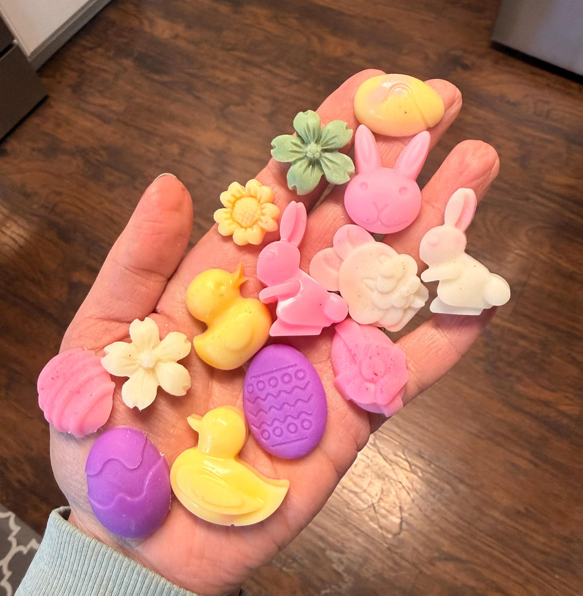 Hoppy Easter Wax Melts: Mixed Shape Tarts- Long Lasting Scents