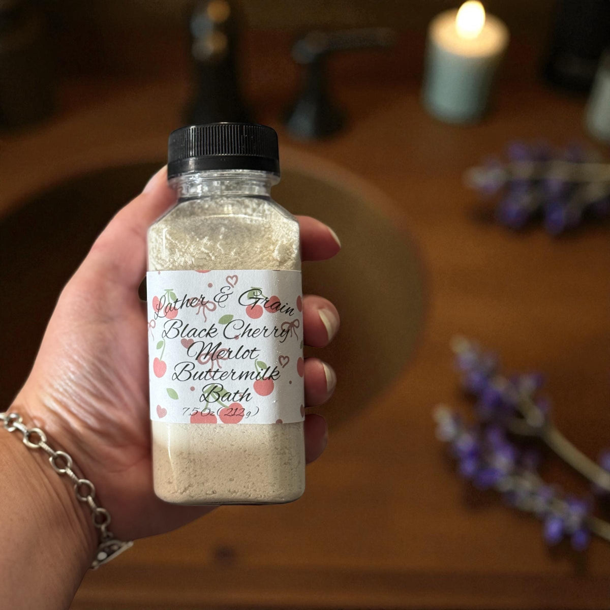 Relaxing Buttermilk Foaming Milk Bath with Colloidal Oats - 4 Scents